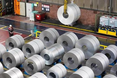 Vì sao sản lượng thép của EU giảm xuống mức thấp kỷ lục?