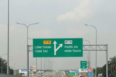 Cao tốc Bến Lức – Long Thành chính thức thông xe toàn tuyến