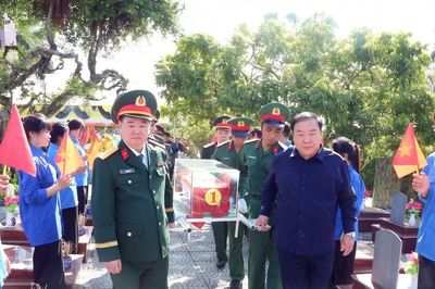 Sơn La an táng 2 hài cốt liệt sĩ được tìm thấy tại xã Chiềng Khoong