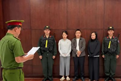 Làm rõ nguồn cung thực phẩm giảm cân chứa chất cấm cho Ngân 98