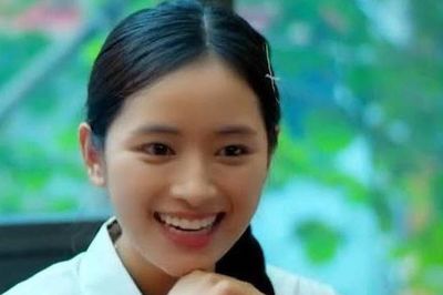 Nhan sắc gây thương nhớ của nữ diễn viên phim giờ vàng