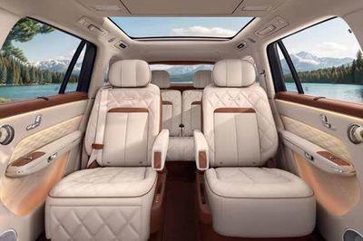 SUV hạng sang cỡ lớn mạnh 540 mã lực, trang bị tối tân, giá hơn 1,5 tỷ đồng
