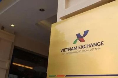 Toàn bộ cổ phiếu niêm yết trên HNX sẽ chuyển sang HoSE