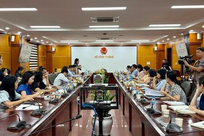 Bộ Công Thương phổ biến quy định mới liên quan đến xuất xứ hàng hóa