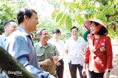 NGÀY QUỐC TẾ NGƯỜI CAO TUỔI (1-10) Phát huy nguồn lực người cao tuổi trong kỷ nguyên mới