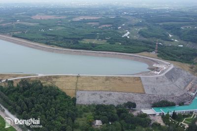Thủy điện Trị An tăng lượng nước xả qua đập tràn từ 13h ngày 1-10