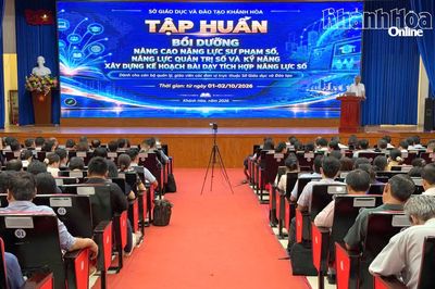 Bồi dưỡng nâng cao năng lực số cho cán bộ quản lý, giáo viên