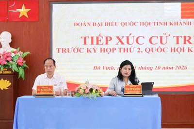 Đại biểu Quốc hội tỉnh Khánh Hòa tiếp xúc cử tri phường Đô Vinh