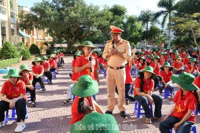 Tuyên truyền pháp luật an toàn giao thông năm học 2026-2027