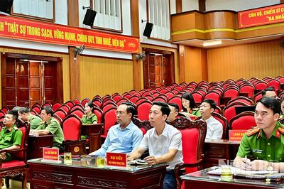 Triển khai các nhiệm vụ về dữ liệu, hạ tầng và Cổng Dịch vụ công quốc gia