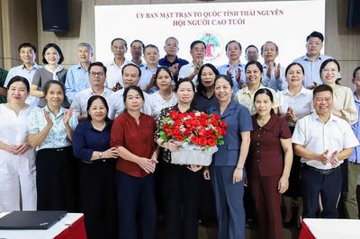 Người cao tuổi nhớ lời Bác dạy: Tuổi cao, chí càng cao
