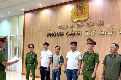 Đắk Lắk: Bắt 7 bị can trong đường dây sản xuất, buôn bán phân bón giả