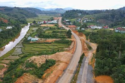 Quảng Ngãi: Tập trung tháo gỡ vướng mắc, đẩy nhanh tiến độ các dự án giao thông