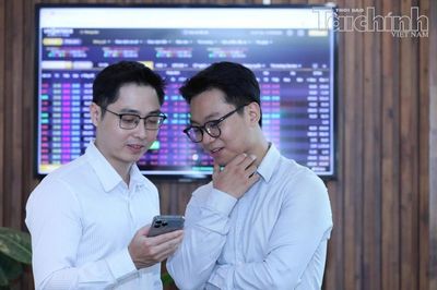 Thị trường chứng khoán tháng 10: Dòng tiền chờ sức bật từ lợi nhuận doanh nghiệp