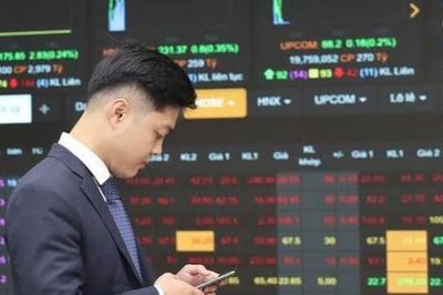 VN-Index giảm 19 điểm, nhóm cổ phiếu vốn hóa lớn suy yếu