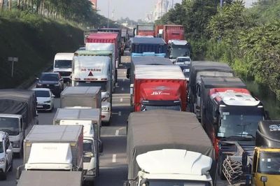 Ùn tắc kéo dài từ Đồng Nai đến cửa ngõ TP Hồ Chí Minh