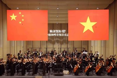 Ngân vang giai điệu về tình hữu nghị Trung - Việt từ Nhà hát Hồ Gươm