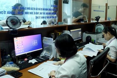 Hà Nội miễn phí khi làm thủ tục đính chính sổ đỏ trực tuyến