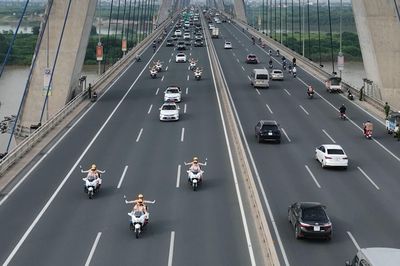 Những người dẫn đường cho đoàn xe đặc biệt