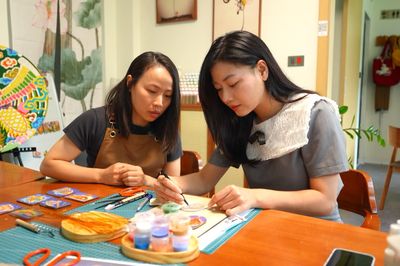 Trải nghiệm nghệ thuật thủ công pháp lam