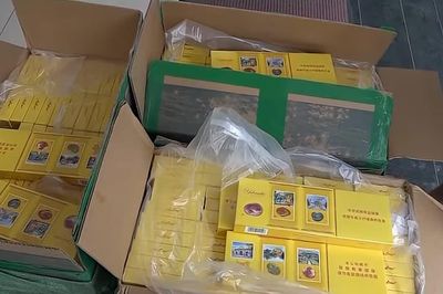 Bắt giữ xe tải chở 21.000 bao thuốc lá nhập lậu