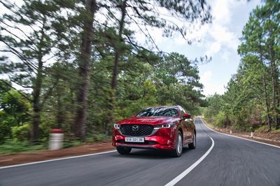 Mazda CX-5 có nên lo ngại khi các đối thủ điện hóa?