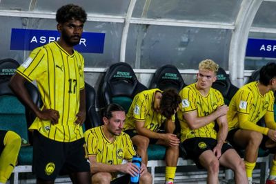 Malaysia yêu cầu FIFA giải thích vụ 2 phút thành 7 phút