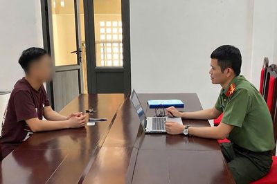 Hai người bị phạt vì đăng thông tin sai sự thật trên Facebook