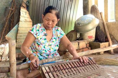 Người cuối cùng giữ hồn chiếu Cẩm Nê