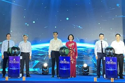 Khai mạc Hội Sách Hà Nội lần thứ XI, kết nối tri thức và công nghệ
