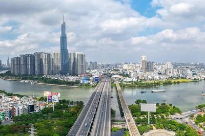 Tăng trưởng quý III bứt phá, Thành phố Hồ Chí Minh tạo đà mục tiêu hai con số
