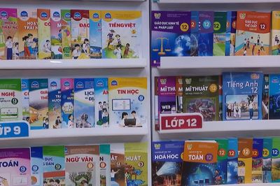 [Video] Chuẩn bị làm bộ sách giáo khoa lớp 1-12 mới, dùng thống nhất từ năm 2028