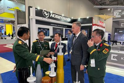 Đoàn Bộ Quốc phòng Việt Nam tham dự Triển lãm ADEX-2026