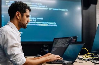AI có thể ảnh hưởng cơ hội việc làm của sinh viên tốt nghiệp ngành Khoa học máy tính tại Anh