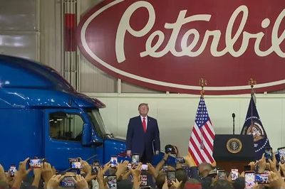 Tổng thống Donald Trump khởi động chiến dịch vận động bầu cử giữa nhiệm kỳ