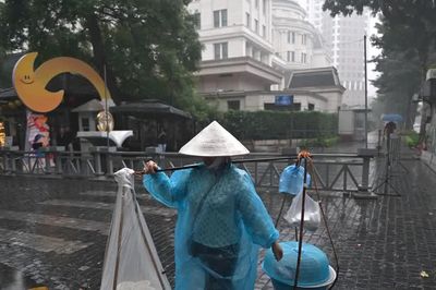 Hà Nội mưa dông, có nơi mưa to trước khi đón không khí lạnh