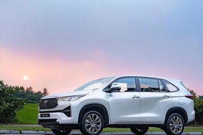 Doanh số bán hàng Toyota tăng đột biến
