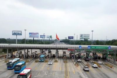 Vì sao Hải Phòng đề xuất giảm phí ô tô trên cao tốc Hà Nội- Hải Phòng?