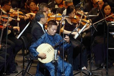 Tiếng đàn nguyệt của NSND Cồ Huy Hùng lay động khán giả