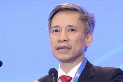 Lần đầu tiên Bệnh viện Hữu nghị Việt Đức thay khớp gối bằng robot