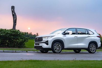 Xe Toyota tăng vọt doanh số tại Việt Nam