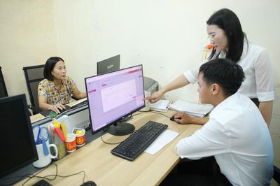 Số hóa hồ sơ đảng viên: Cách làm sáng tạo ở phường Phượng Sơn