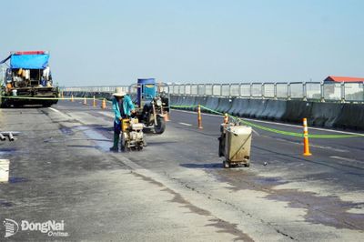 Hoàn thành sửa chữa vết nứt mặt đường cao tốc Biên Hòa - Vũng Tàu