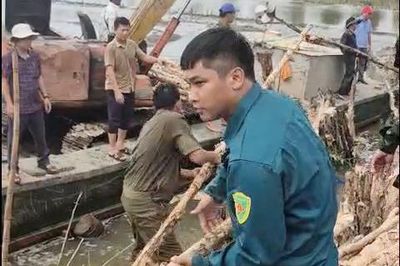 Xã Tân Nhuận Đông: Khắc phục xong sự cố vỡ bờ bao