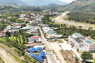 Xây dựng xã Khánh Sơn trở thành tiểu đô thị sinh thái núi rừng