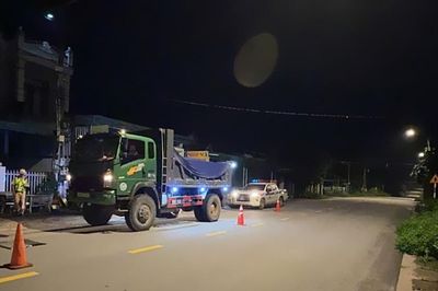 Công an Lâm Đồng tăng cường kiểm tra, xử lý xe quá tải