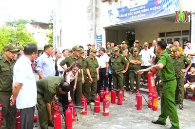 Huấn luyện nghiệp vụ PCCC cho đội ngũ dân phòng