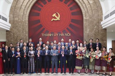 Hà Nội tiếp tục phối hợp đào tạo cán bộ với Thủ đô Viêng Chăn (Lào)