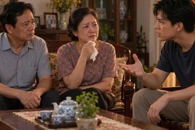 'Con ghét bố mẹ' và câu chuyện không chỉ của những người trong nhóm