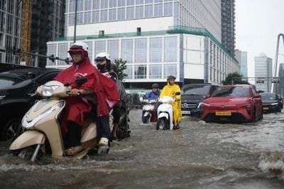 Chuyên gia chỉ ra căn nguyên khiến TP.HCM cứ mưa lớn là ngập
